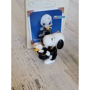 Hallmark Snoopy the Magnificent 2005 ornament Xmas